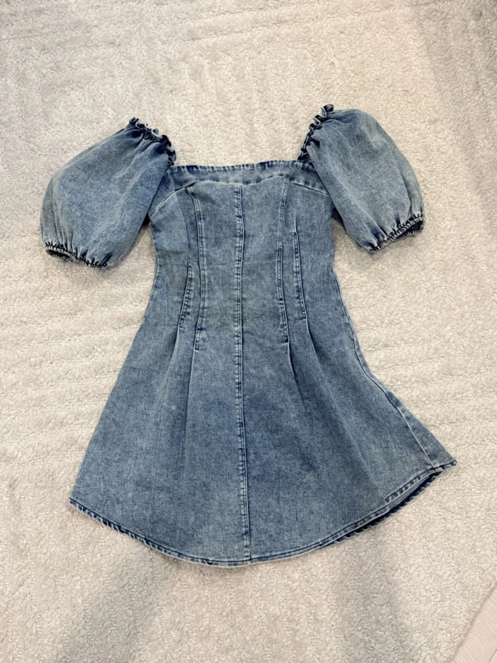 NWOT! Women’s One and Only Denim Puff Sleeve Mini Dress - Size XS - Picture 2 of 7